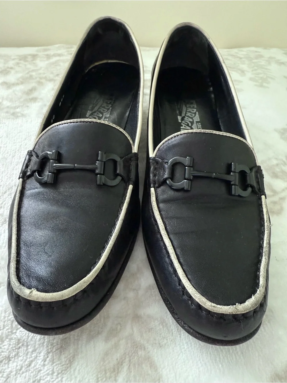 Salvatore Ferragamo classic salvatore